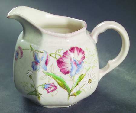 Memories Creamer