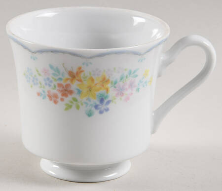 Memoire Footed Cup