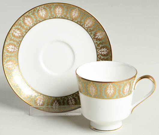 Meredith Footed Demitasse Cup & Saucer Set