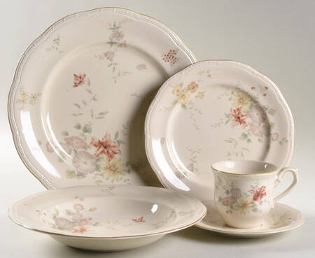 Merrie 5 Piece Place Setting