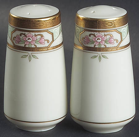 Merrick Salt & Pepper Set