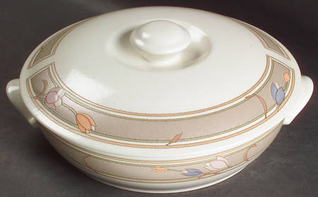 Meadow Sun 1.5 Qt Round Covered Casserole