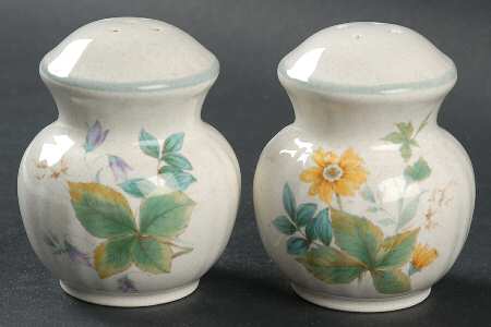 Meadow View Salt & Pepper Set