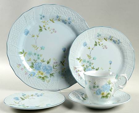Michelle 40 Piece Estate Set