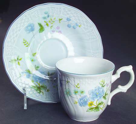 Michelle Flat Cup & Saucer Set by Mikasa