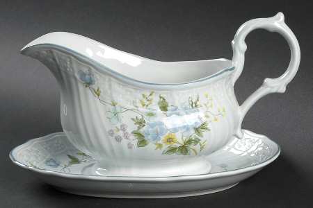 Michelle Gravy Boat & Underplate