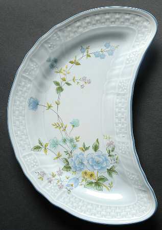 Michelle Crescent Salad Plate