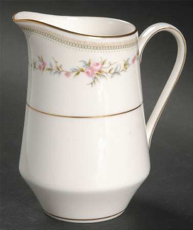 Millbrooke Creamer
