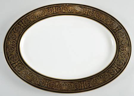 Mount Holyoke 16" Oval Serving Platter