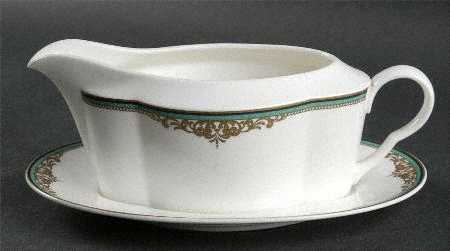 Gravy Boat & Underplate