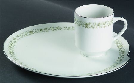 Montclair Snack Plate & Cup Set