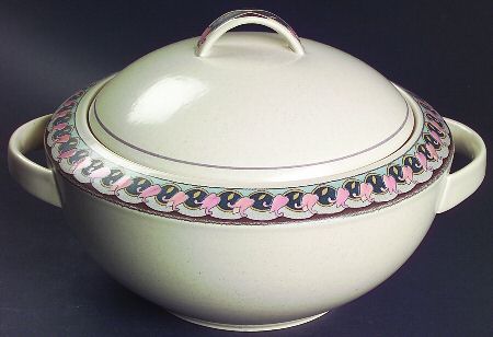 Monaco Round Covered Vegetable