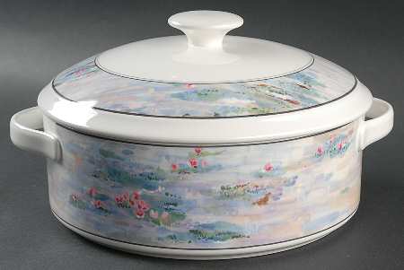 Monet 2 Qt Round Covered Casserole
