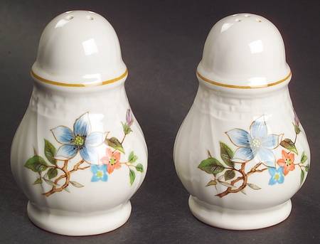 Monique Salt & Pepper Set