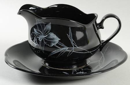 Moonlight Gravy Boat & Underplate