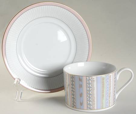 Mulberry Flat Cup & Saucer Set
