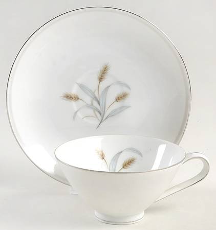 Myra Flat Cup & Saucer Set