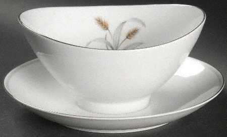Myra Gravy Boat with Attached Underplate by Mikasa