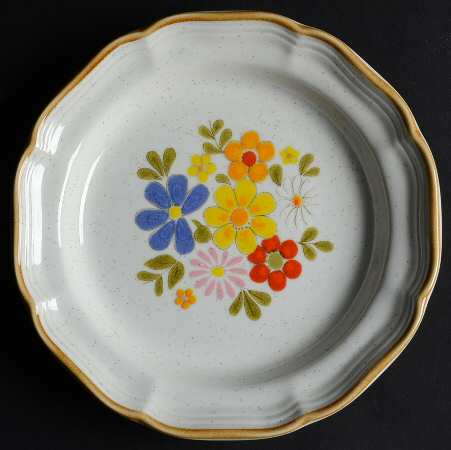 Nature's Bouquet Salad Plate