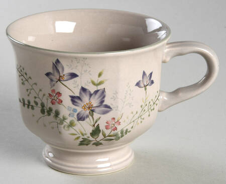 Natural Charms Footed Cup
