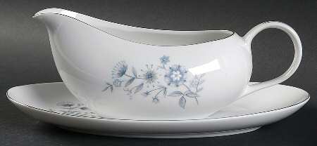 Nadine Gravy Boat & Underplate/Relish