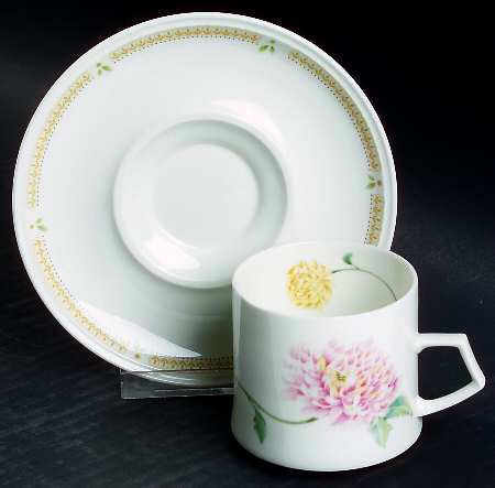 Nature's Garden Flat Cup & Saucer Set