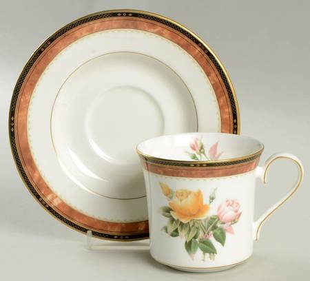 Nature's Gallery Flat Cup & Saucer Set