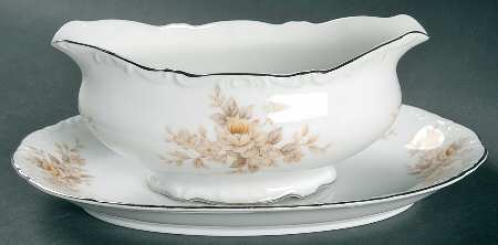 Natalie Brown Gravy Boat & Underplate/Relish