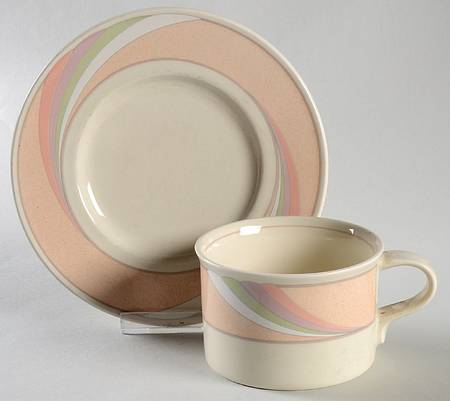 New Tempo Flat Cup & Saucer Set