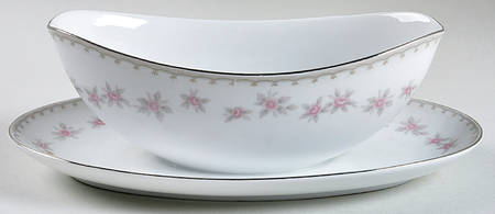 Newton Gravy Boat with Attached Underplate