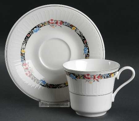 Nichole Flat Cup & Saucer Set