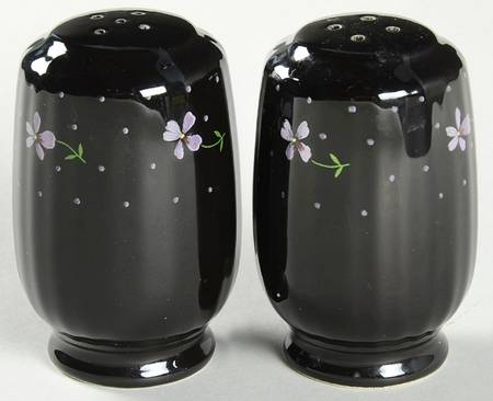 Nightshades Salt & Pepper Set