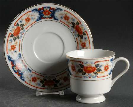 Noblesse Footed Cup & Saucer Set
