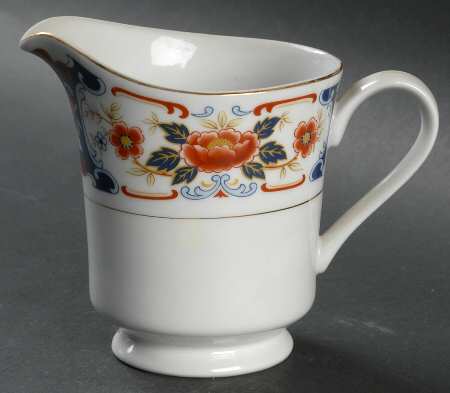 Noblesse Creamer