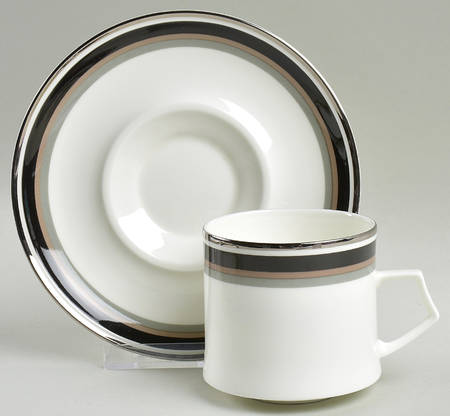 Noir Flat Cup & Saucer Set