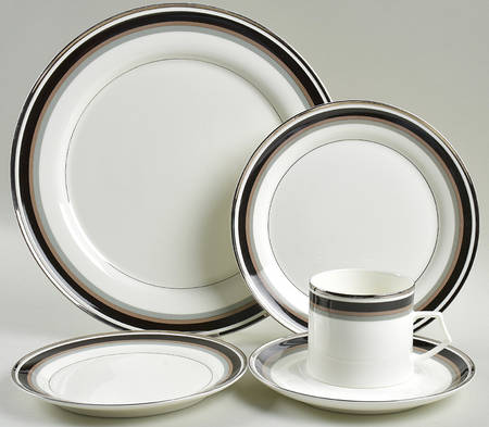 Noir 5 Piece Place Setting