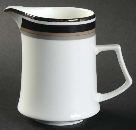 Noir Creamer
