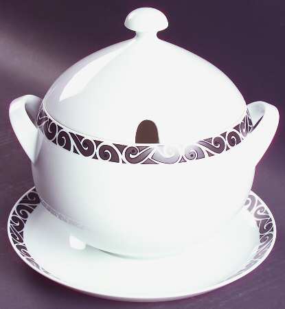 Noir Tureen & Lid w/Underplate
