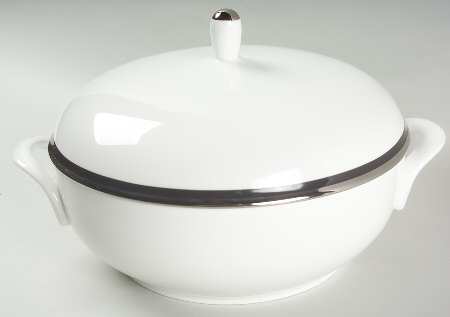 Noir Platinum Round Covered Vegetable
