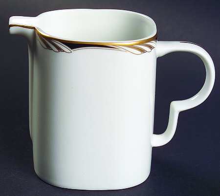 Omega White Black Creamer