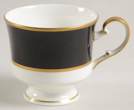 Onyx Footed Cup