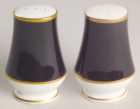 Onyx Salt & Pepper Set