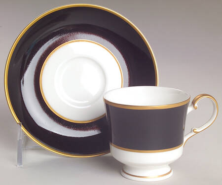 Onyx Footed Demitasse Cup & Saucer Set