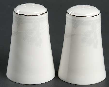 Ovation White Salt & Pepper Set