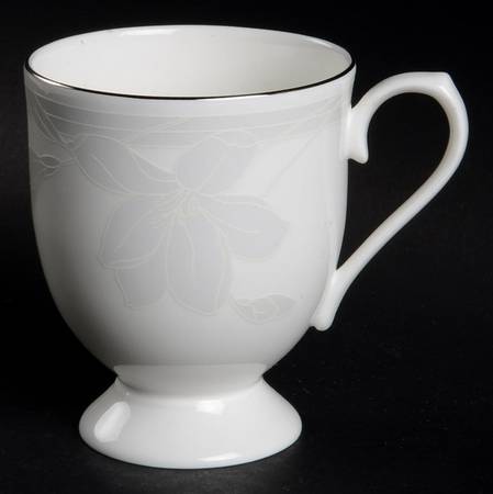 Ovation White Mug