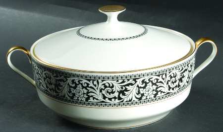 Oxford Round Covered Vegetable by Mikasa