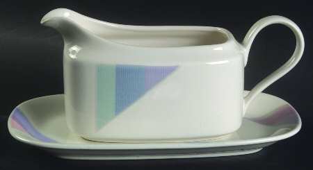 Par Four Gravy Boat & Underplate (Relish/Butter)