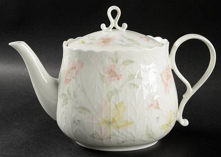 Pastel Garden Teapot & Lid