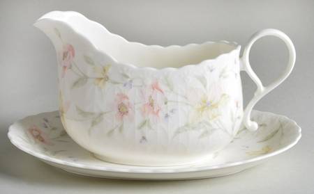 Pastel Garden Gravy Boat & Underplate