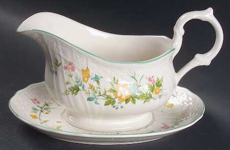 Pamela Gravy Boat & Underplate